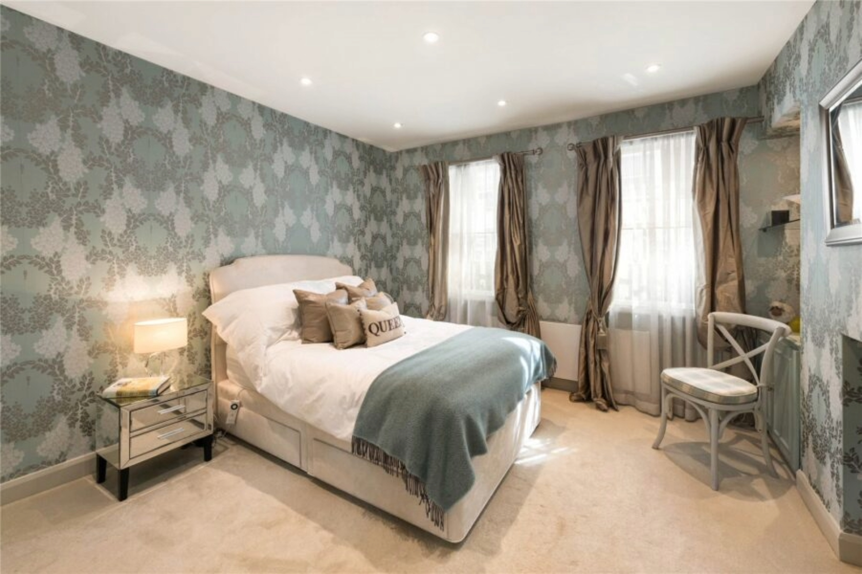 two bedroom London home for sale Belgravia