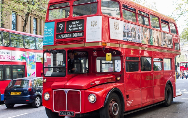 Knightsbridge Shopping London | Harrods Department Store | Harvey ...